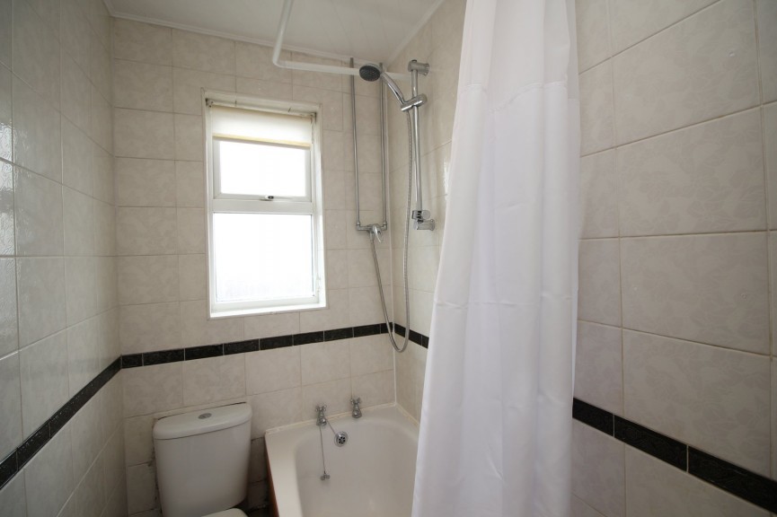 2 bedroom House for Letting Kent Place, Hitchin, Hertfordshire