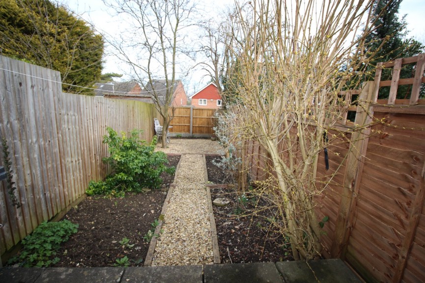 2 bedroom House for Letting Kent Place, Hitchin, Hertfordshire
