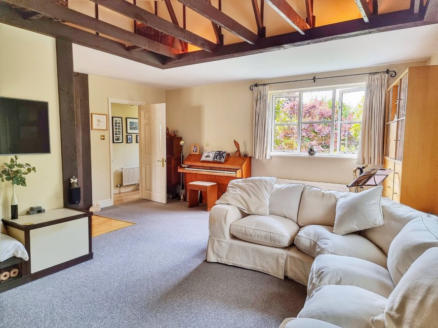4 bedroom House for Sale Silsoe, Bedfordshire