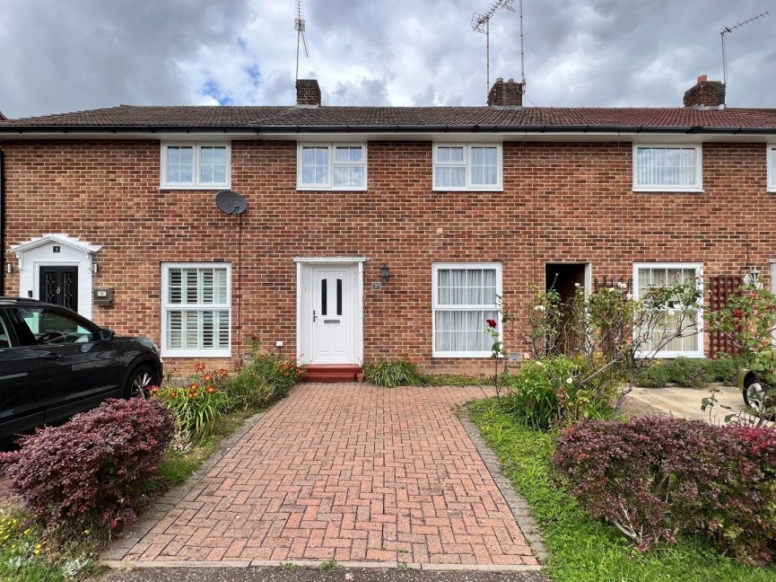 3 bedroom House for Sale Archers Ride, Welwyn Garden City, Hertfordshire