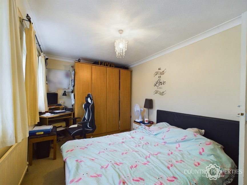 2 bedroom House for Sale Vine Close, Welwyn Garden City, Hertfordshire