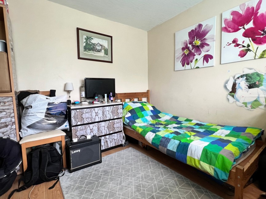 2 bedroom House for Sale Vine Close, Welwyn Garden City, Hertfordshire