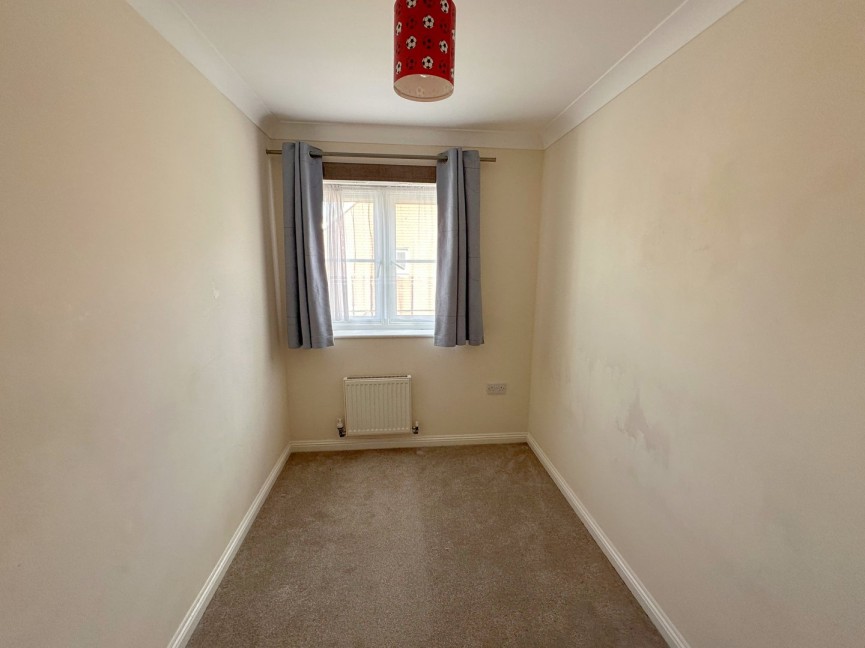 3 bedroom House for Letting Thistle Drive, Hatfield, Herts