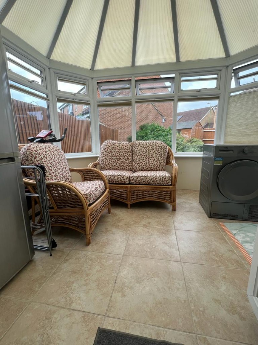 3 bedroom House for Letting Thistle Drive, Hatfield, Herts