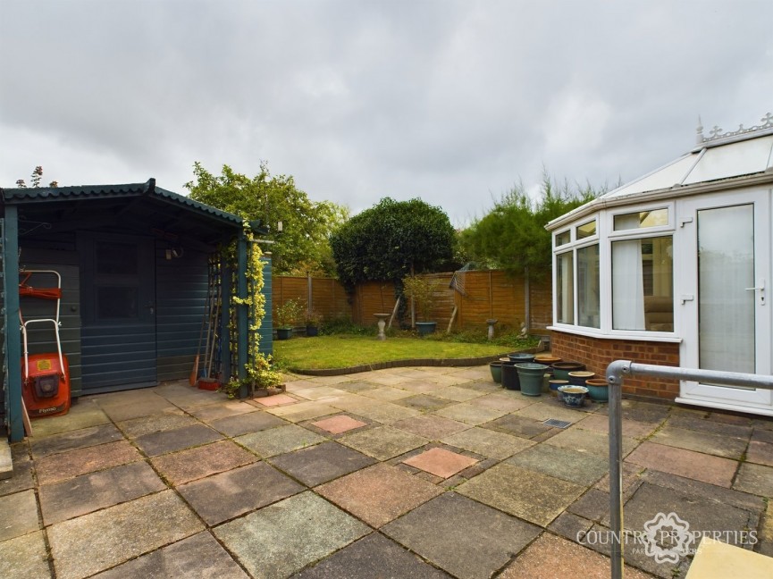 3 bedroom House for Sale Robin Mead, Welwyn Garden City, Hertfordshire