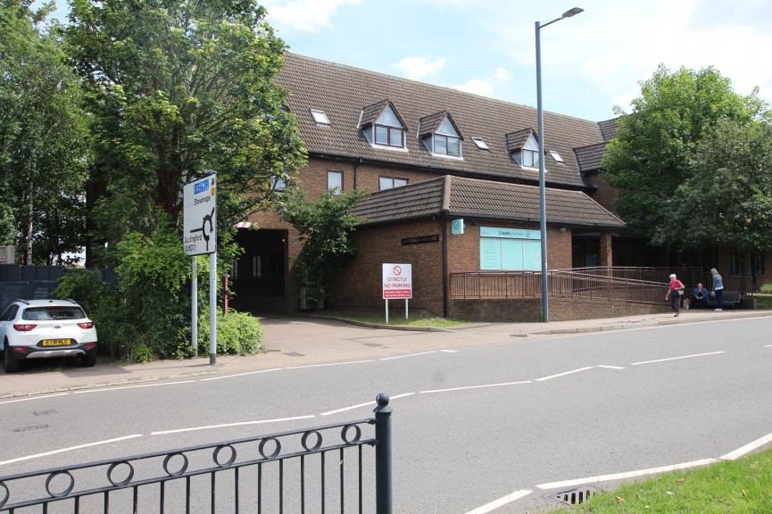 1 bedroom Flat for Sale High Street, Baldock, Hertfordshire