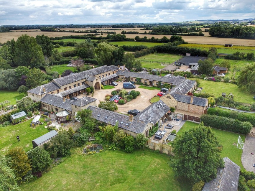 3 bedroom House for Sale Gravenhurst, Bedfordshire
