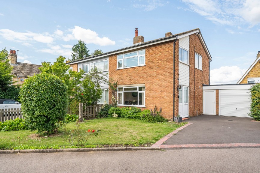 3 bedroom House for Sale Chase Close, Arlesey, Bedfordshire