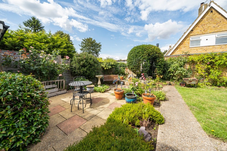 Chase Close, Arlesey, Bedfordshire