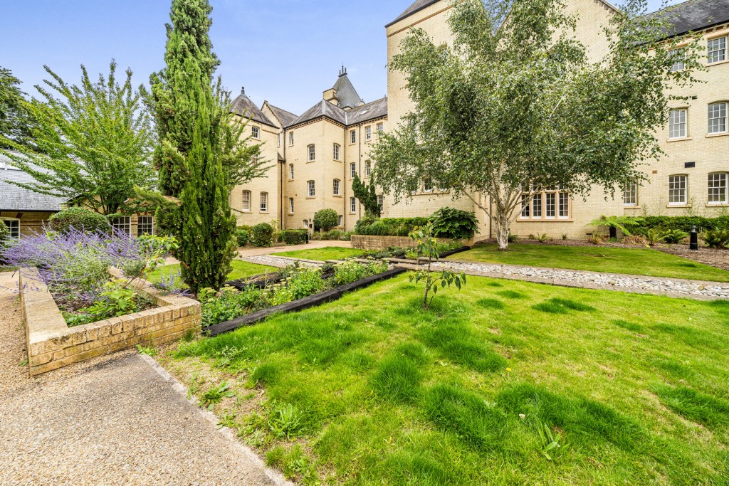 Pryor Wing, Fairfield, Bedfordshire