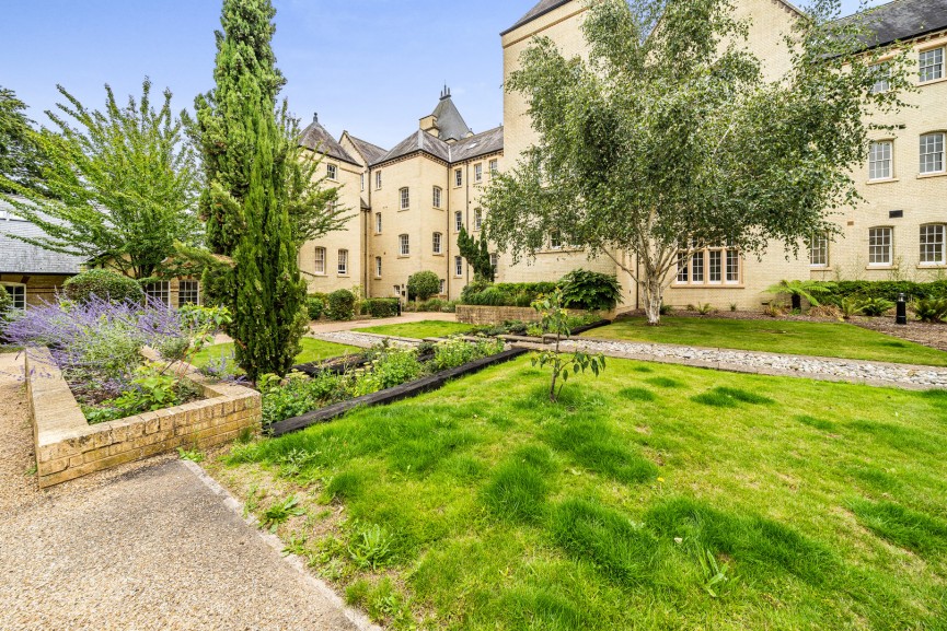 1 bedroom Flat for Letting Pryor Wing, Fairfield, Bedfordshire