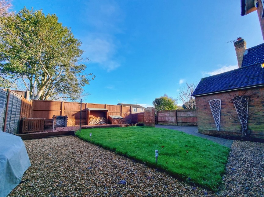 3 bedroom House for Sale Clophill, Bedfordshire