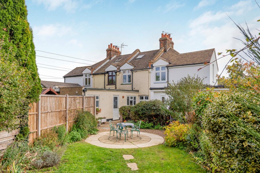2 bedroom House for Sale Great Braitch Lane, Hatfield, Hertfordshire