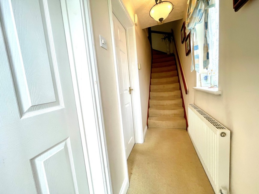 3 bedroom House for Sale Woodcock Road, Royston, Hertfordshire