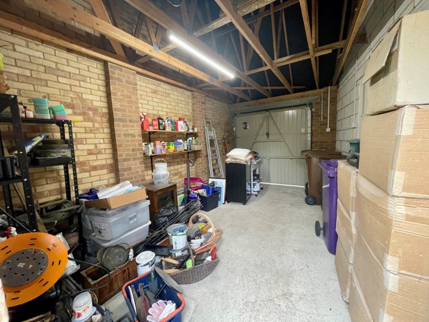 3 bedroom House for Sale Woodcock Road, Royston, Hertfordshire