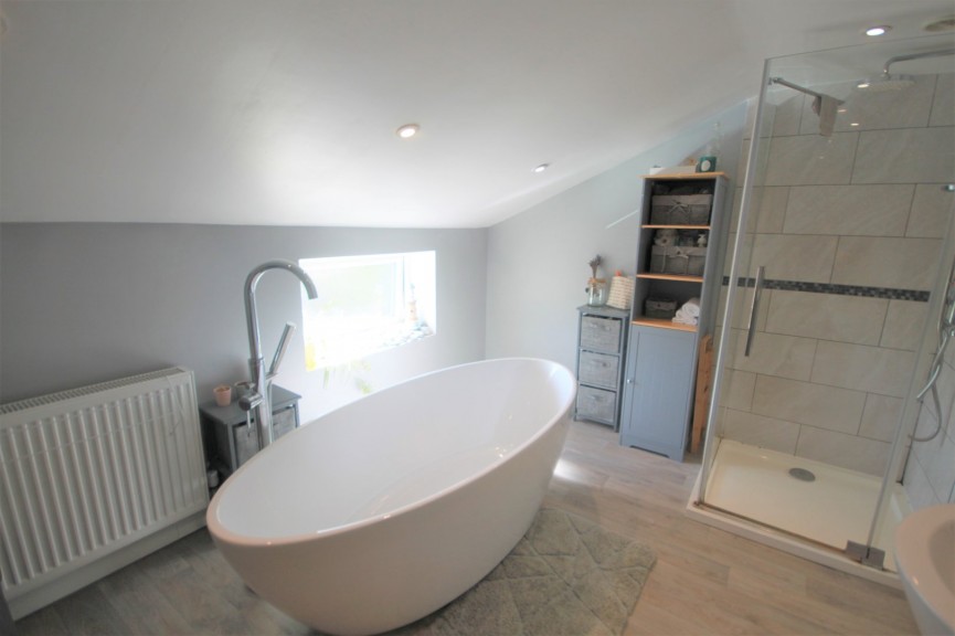 1 bedroom House for Letting High Street, Arlesey, Bedfordshire