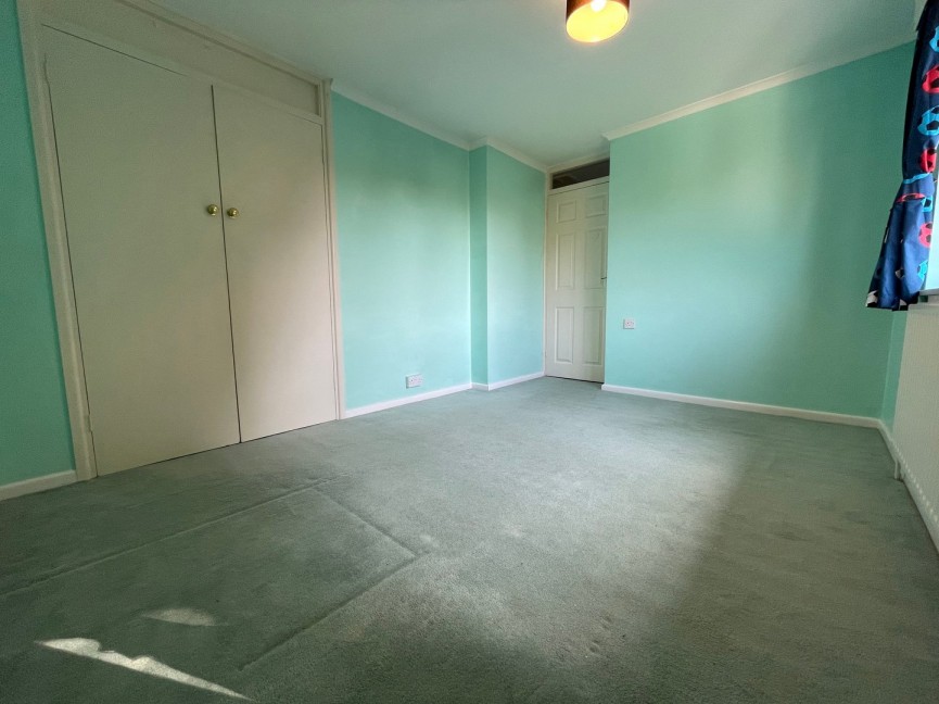3 bedroom House for Letting Stuart Drive, Royston, Hertfordshire