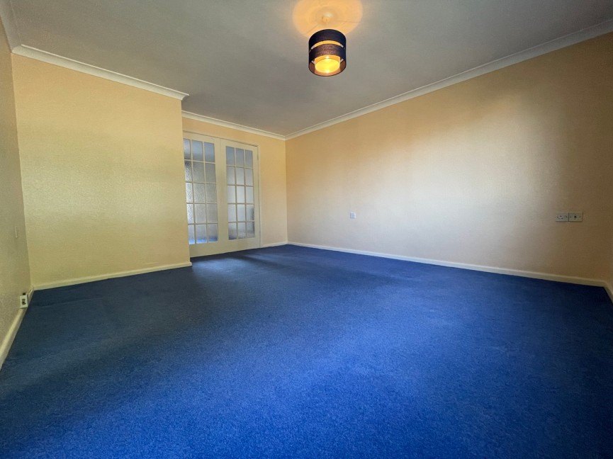 3 bedroom House for Letting Stuart Drive, Royston, Hertfordshire