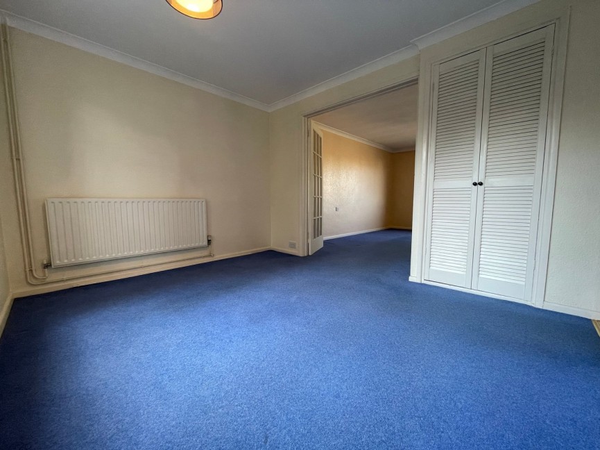 3 bedroom House for Letting Stuart Drive, Royston, Hertfordshire