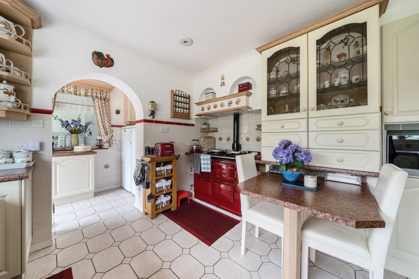 2 bedroom Bungalow for Sale Stotfold, Hitchin, Bedfordshire