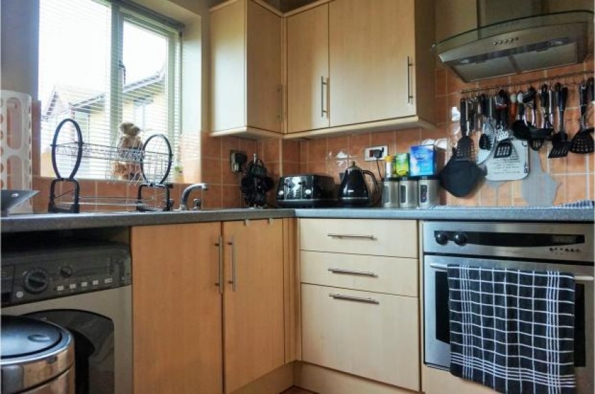 1 bedroom Flat for Letting Redwood Grove, Bedford