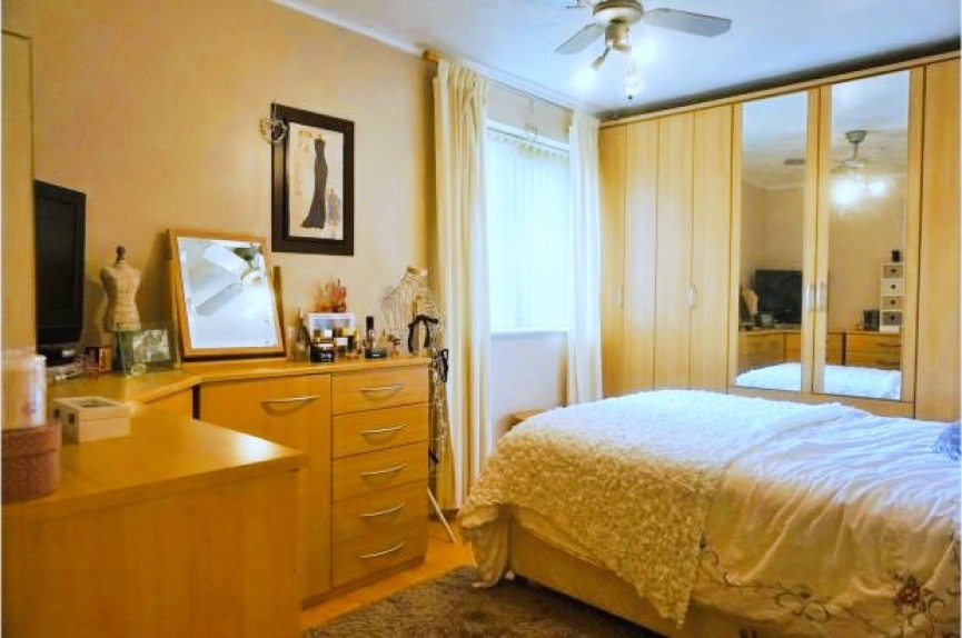 1 bedroom Flat for Letting Redwood Grove, Bedford