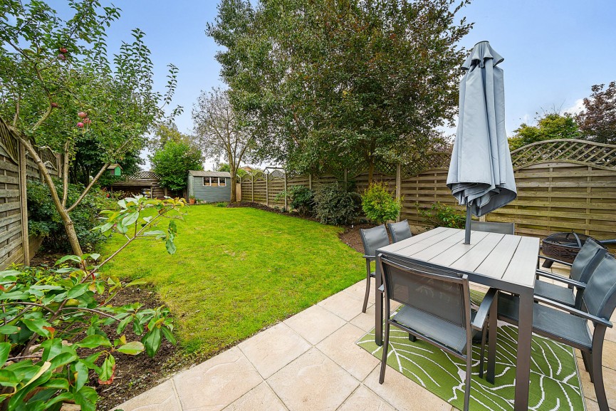 3 bedroom House for Sale Regent Street, Stotfold, Bedfordshire