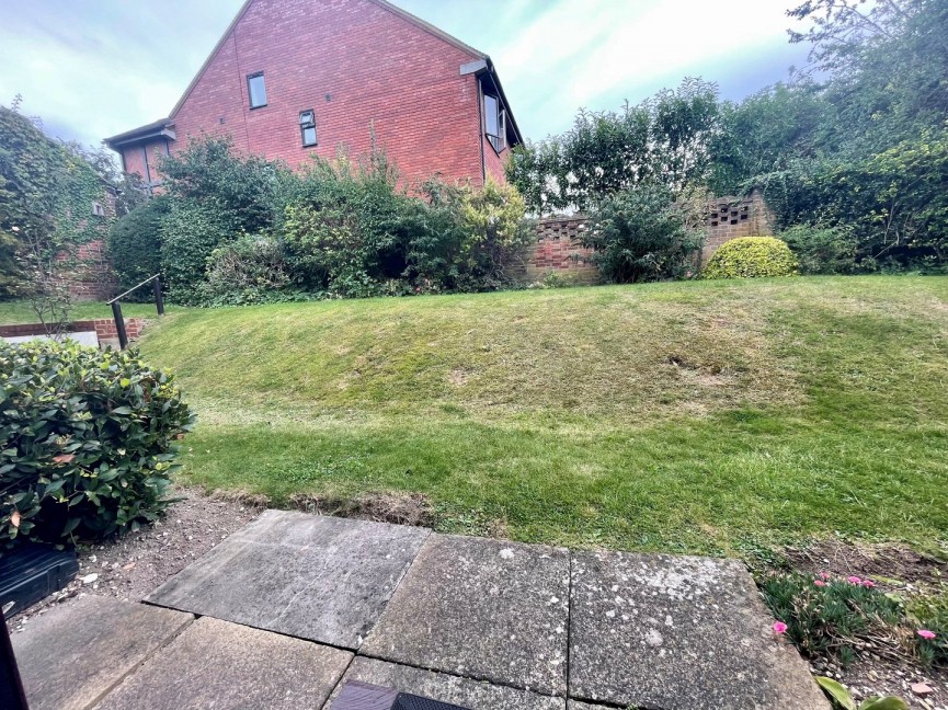 1 bedroom Flat for Sale Elmwood Court, BALDOCK, Hertfordshire