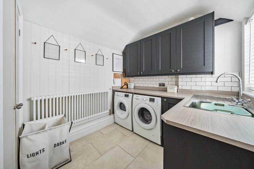 4 bedroom House for Sale London Road, Biggleswade, Bedfordshire
