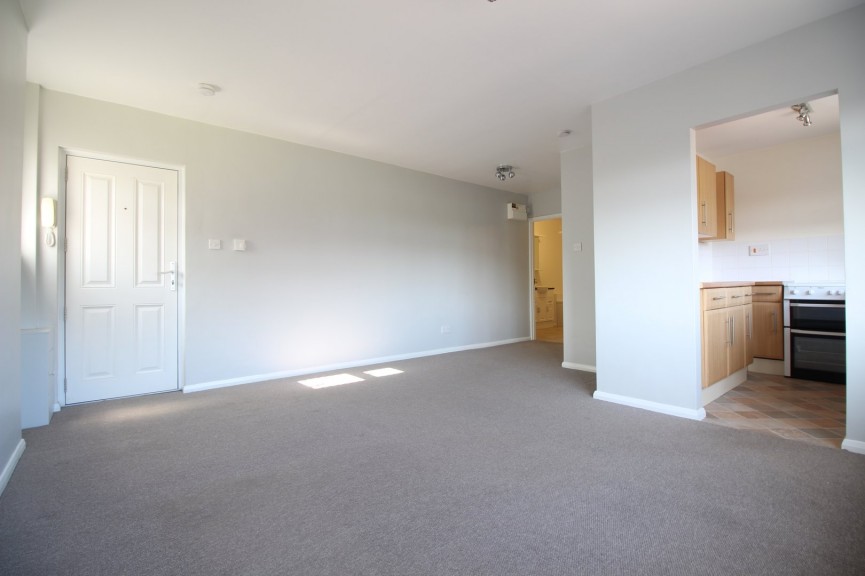 1 bedroom Flat for Letting Hazelwood Close, Hitchin, Hertfordshire