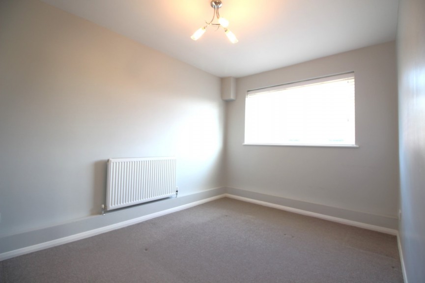 1 bedroom Flat for Letting Hazelwood Close, Hitchin, Hertfordshire