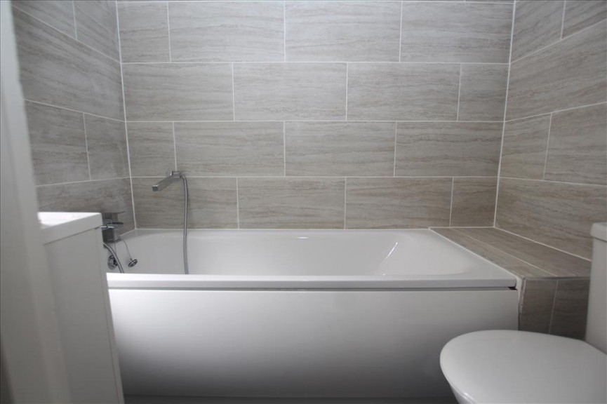 2 bedroom House for Letting Longfield Road, Sandy, Bedfordshire