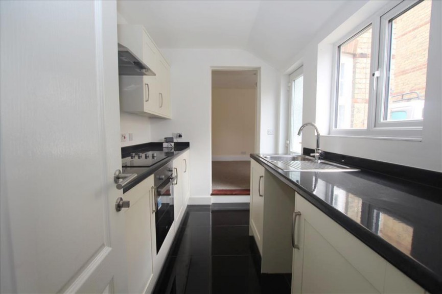 2 bedroom House for Letting Longfield Road, Sandy, Bedfordshire