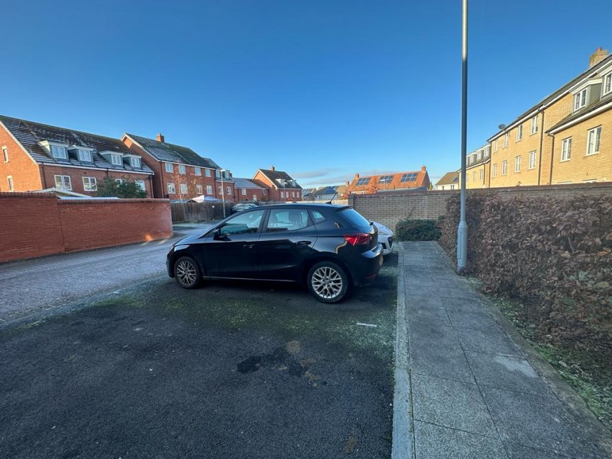 Sassoon Drive, Royston, Hertfordshire
