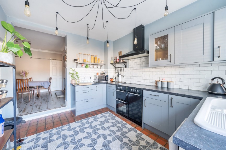 3 bedroom House for Sale Clifton Road, Shefford, Bedfordshire