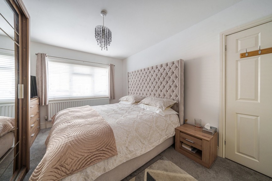 4 bedroom House for Sale London Row, Arlesey, Bedfordshire