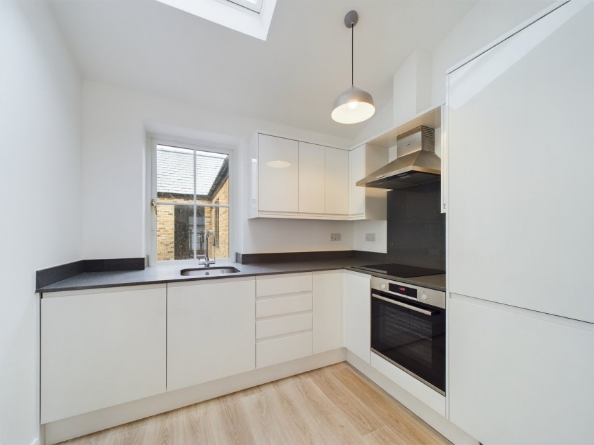 1 bedroom Flat for Letting Rear of 10 Bucklersbury, Hitchin, Hertfordshire