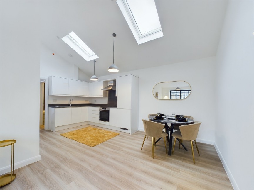 1 bedroom Flat for Letting Rear of 10 Bucklersbury, Hitchin, Hertfordshire