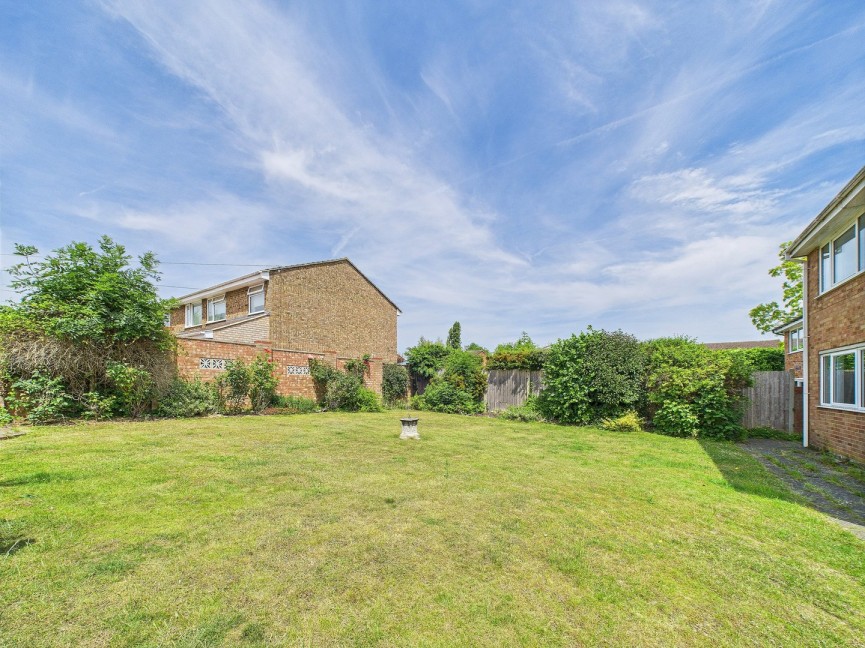 4 bedroom House for Sale Halsey Drive, Hitchin, Hertfordshire