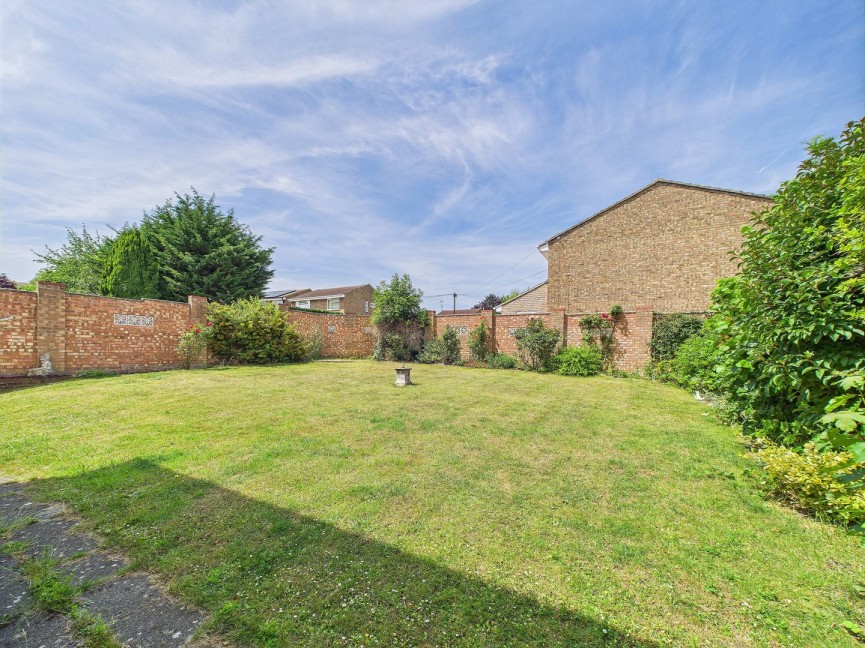 4 bedroom House for Sale Halsey Drive, Hitchin, Hertfordshire