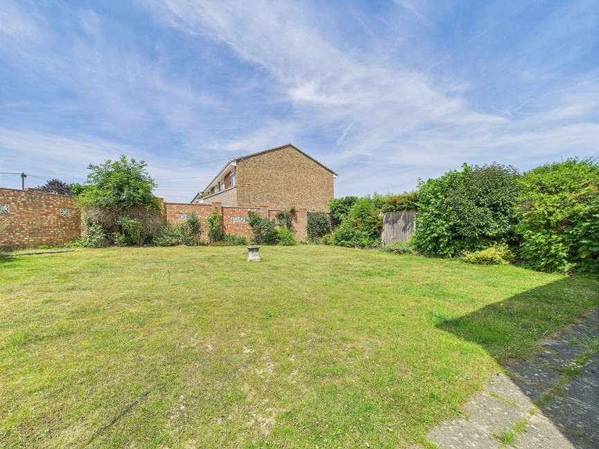 4 bedroom House for Sale Halsey Drive, Hitchin, Hertfordshire