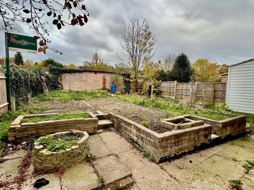 3 bedroom House for Sale Newman Avenue, Royston, Hertfordshire