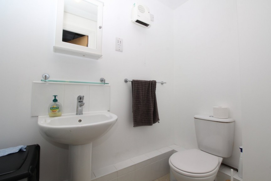 2 bedroom Apartment for Letting Walsworth Road, Hitchin, Hertfordshire