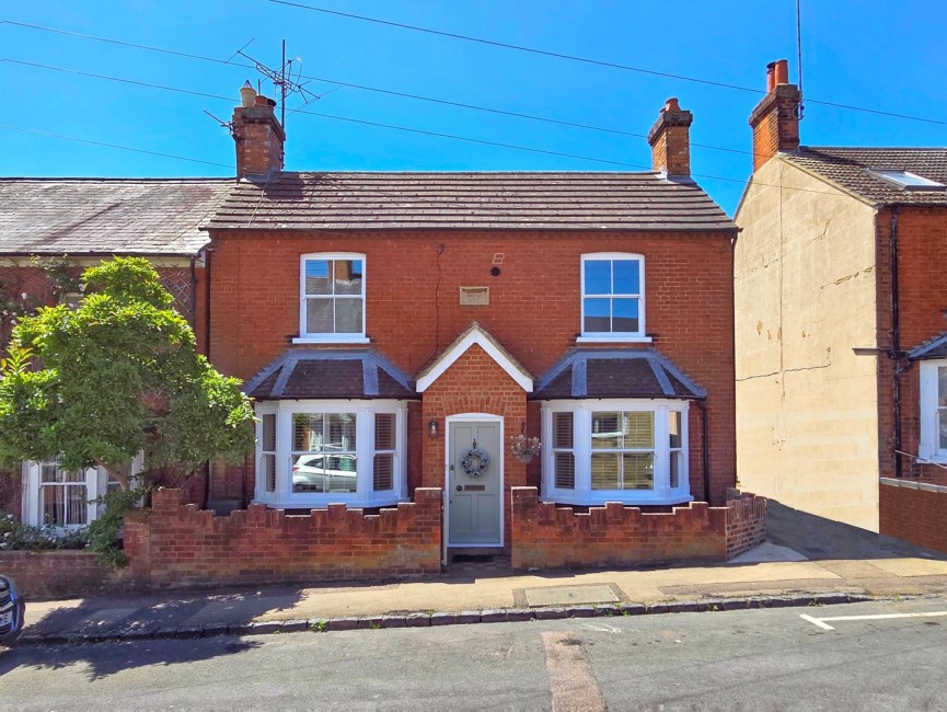 4 bedroom House for Sale Ampthill, Bedfordshire