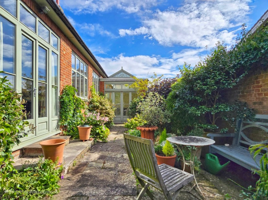 3 bedroom House for Sale Ampthill, Bedfordshire