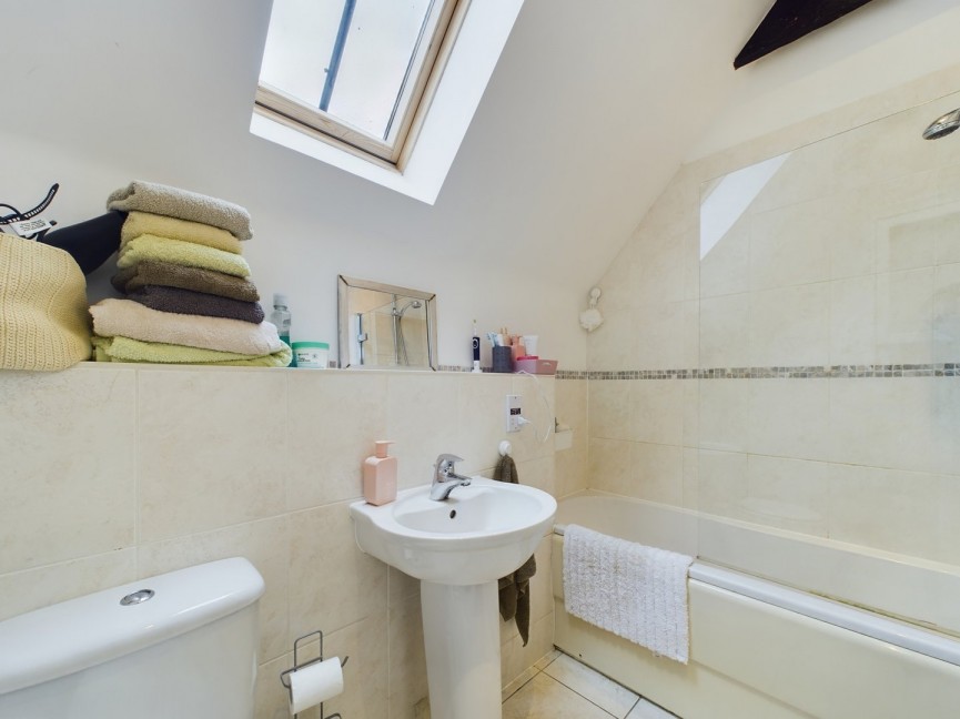 3 bedroom House for Sale Bancroft, Hitchin, Hertfordshire