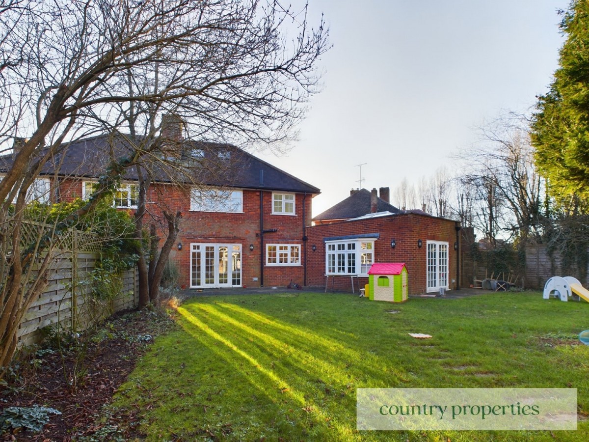 Fordwich Road, Welwyn Garden City, Herefordshire Country Properties