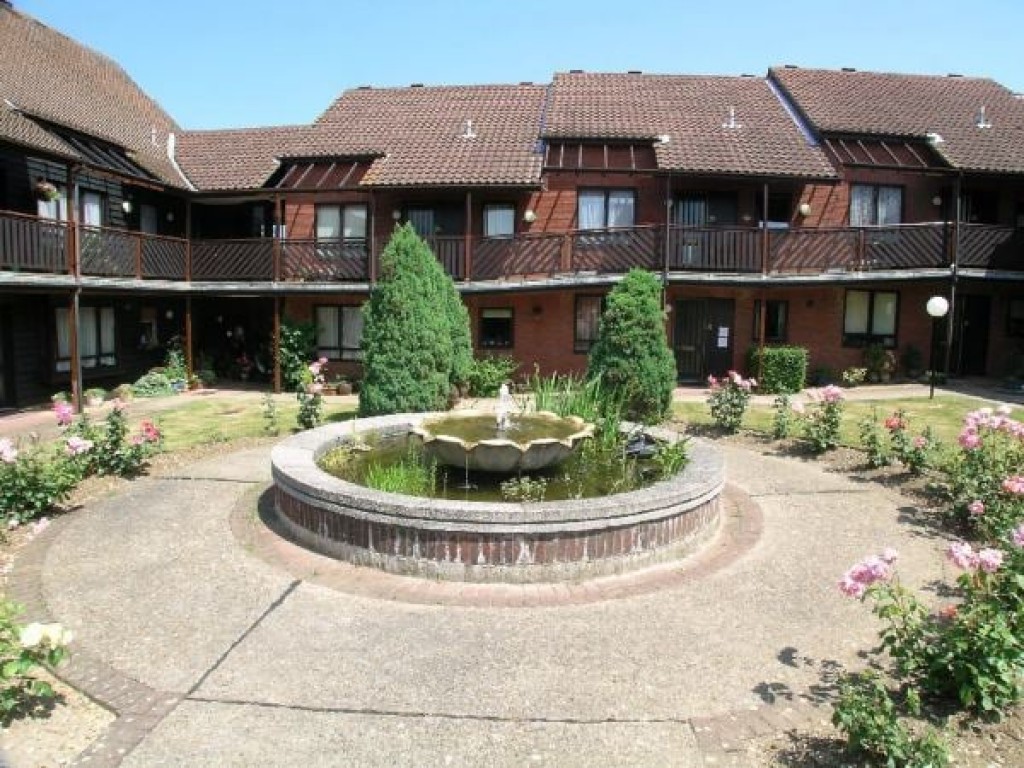 Norton Hall Fam, Letchworth Garden City, Hertfordshire