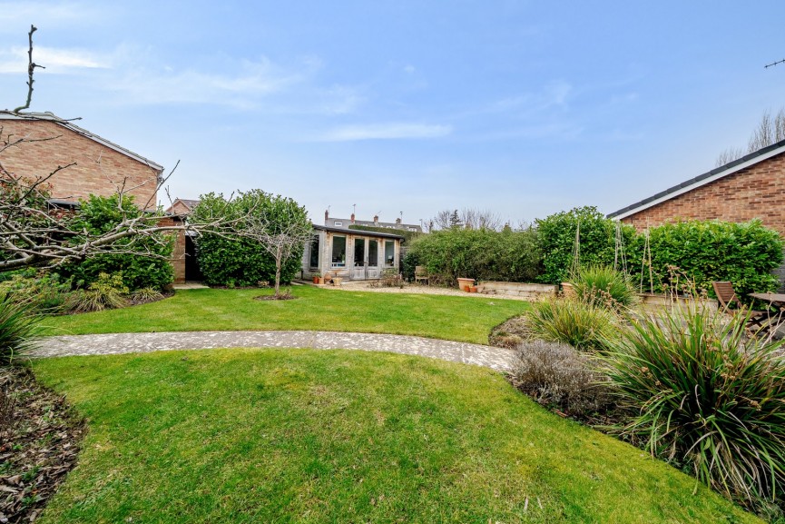 Powells Road, Shefford, Bedfordshire
