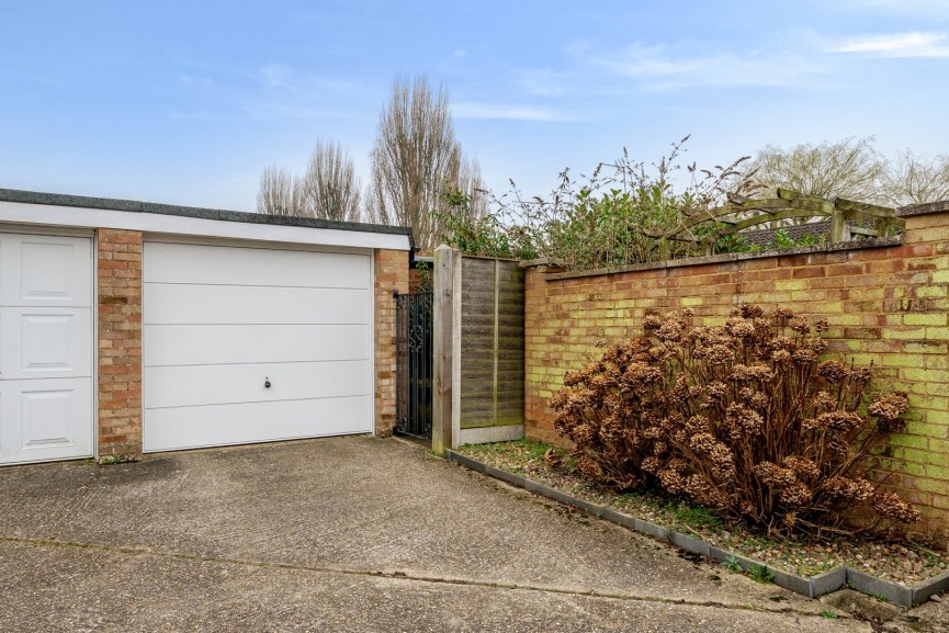 Powells Road, Shefford, Bedfordshire